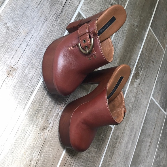 Shoes - Picture 1 of 2